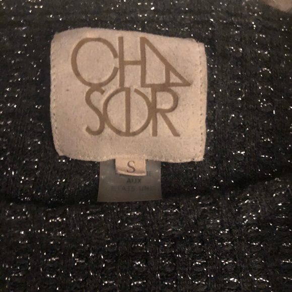 Chaser thermal cold shoulder tee in eclipse - Picture 4 of 6